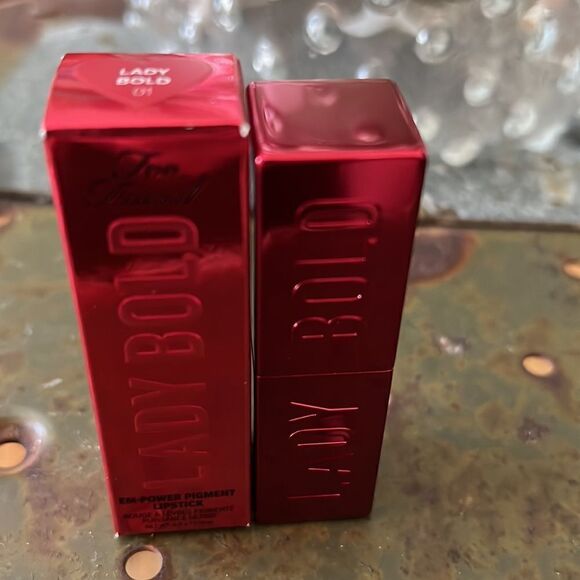 Too Faced Lady Bold Em-Power Pigment Lipstick - Picture 4 of 5